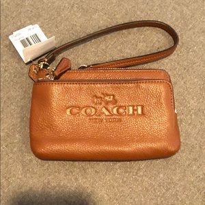 NWT Coach Double ZIP Wristlet/Wallet- Saddle